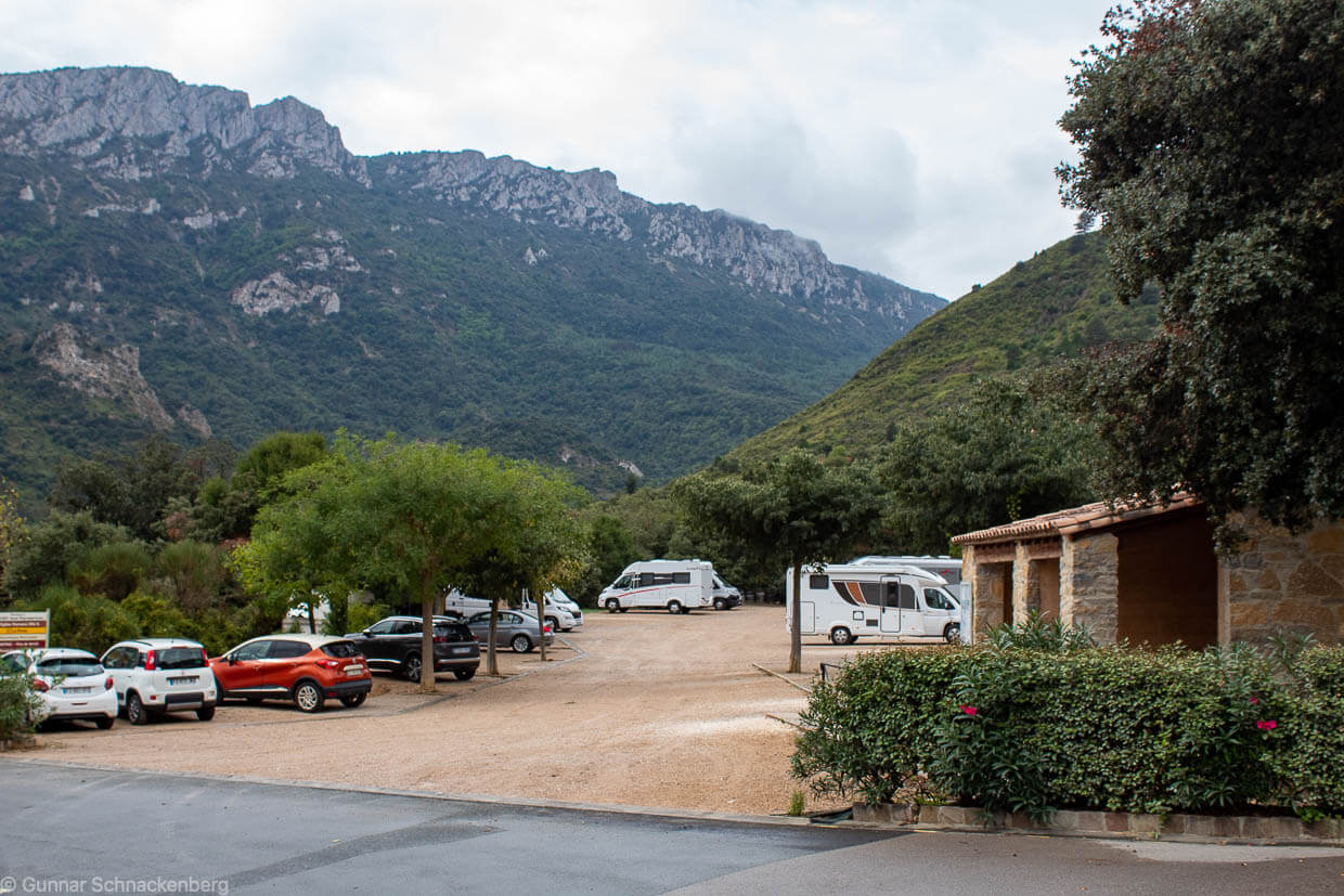 Duilhac de Peyrepertuse - Wohnmobilstellplatz im Ort
